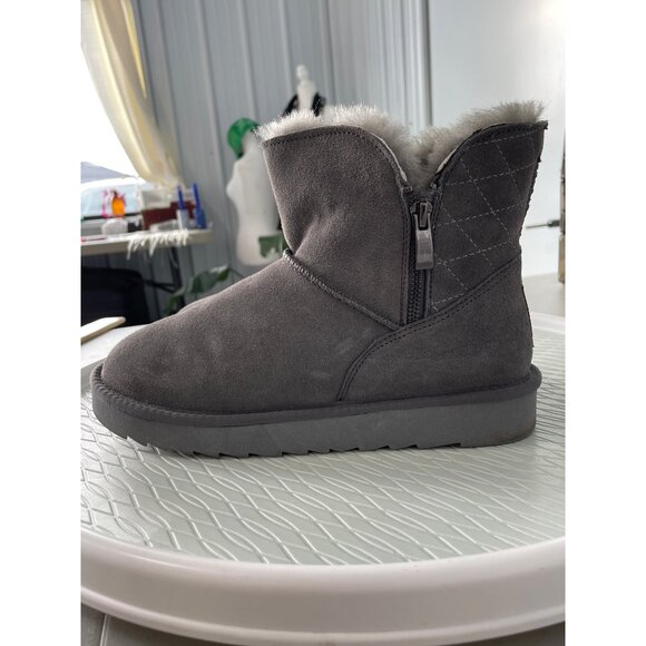 Gooce Maddie Suede Leather Boots Women 7 Round Toe Quilted Sheepskin Wool Winter - Picture 7 of 11